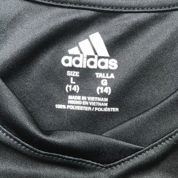 ⛔️S O L D⛔️Girls Adidas Climalite Black T-Shirt - Picture 2 of 6